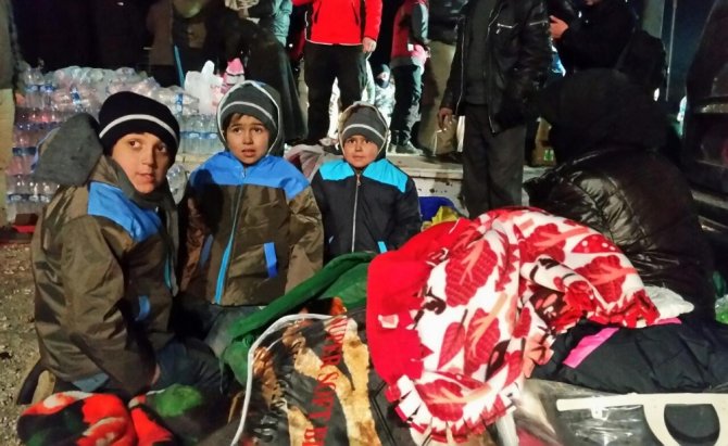 Halep’ten 500 Kişi Daha Tahliye Edildi