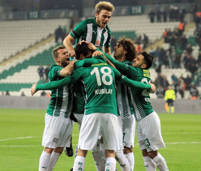 İlk Yarıda 3 Gol Var