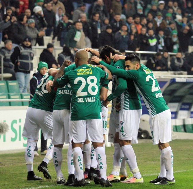 İlk Yarıda 3 Gol Var