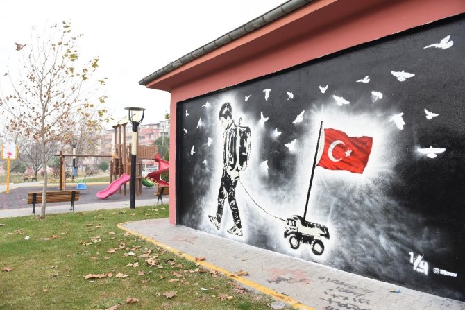 Trafolar Sanat Eserine Dönüştü