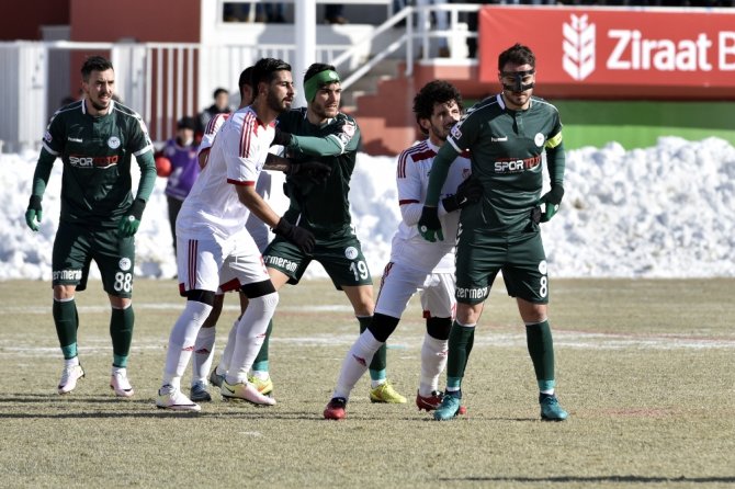 Konyaspor Son Dakikada 3 Puandan Oldu