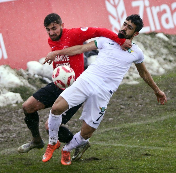 Akhisar Deplasmanda Kazandı