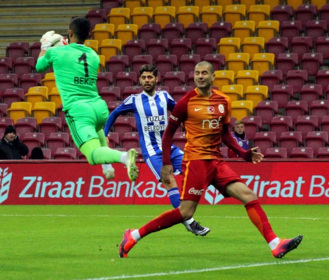 Aslan Kupada İlk Galibiyetini Aldı