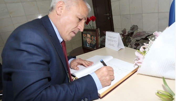 Trabzonspor’dan, Rusya Trabzon Başkonsolosu’na Taziye Ziyareti