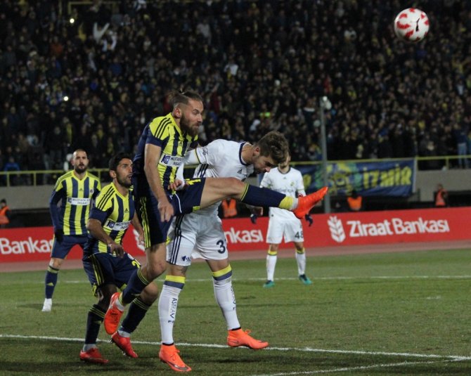 Fenerbahçe Kupada İlk Galibiyetini Aldı