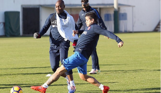 Trabzonspor Fenerbahçe Mesaisinde