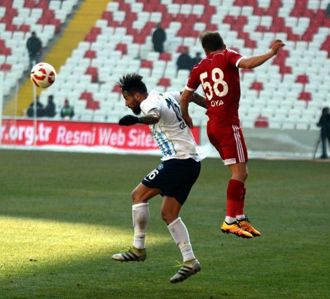 Sivas’ta Golsüz Beraberlik