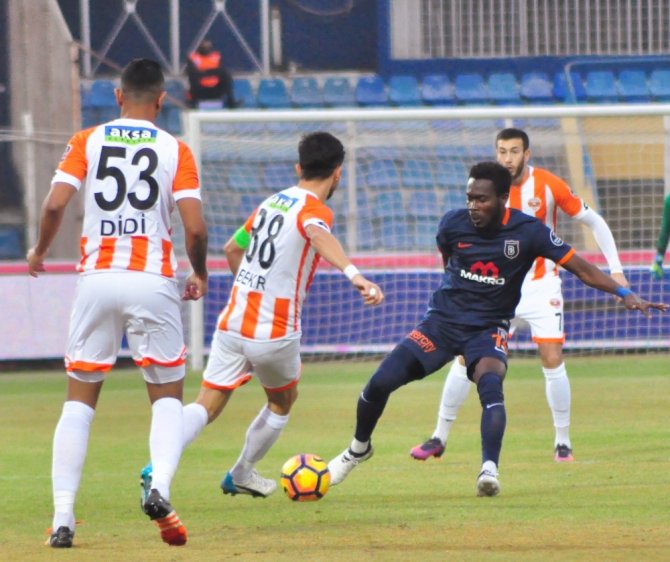 İlk Yarı Liderin
