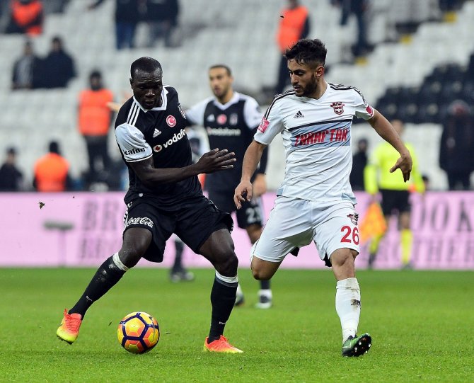 Beşiktaş, Liderin Ensesinde