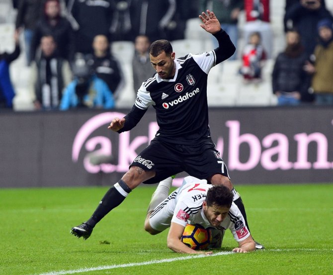 Beşiktaş, Liderin Ensesinde