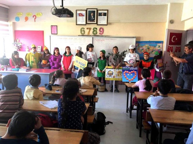 Diyabete Dikkat Çekmek İçin Kenti At Arabalarıyla Dolaştılar