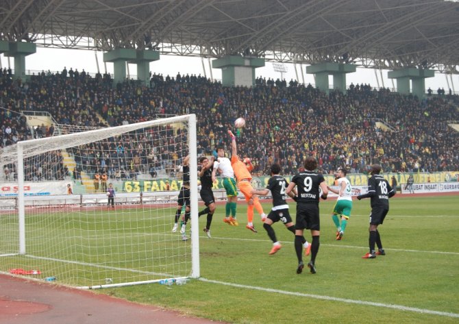 Şanlıurfaspor Manisaspor’u 2 Golle Geçti