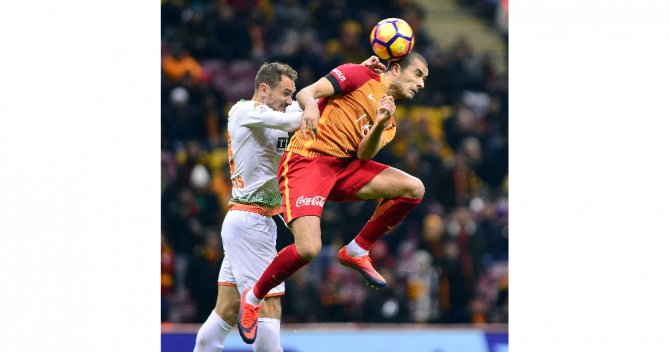 Cimbom Gol Olup Yağdı