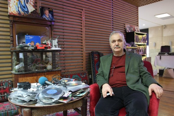 Nostaljik Radyolarla Zamanda Yolculuk