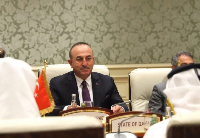 Çavuşoğlu Katarlı Mevkidaşı İle Görüştü
