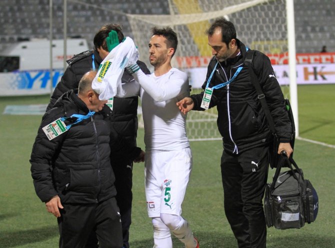 Tepki Alan Bilal Kısa Bursaspor’dan Ayrılıyor Mu ?