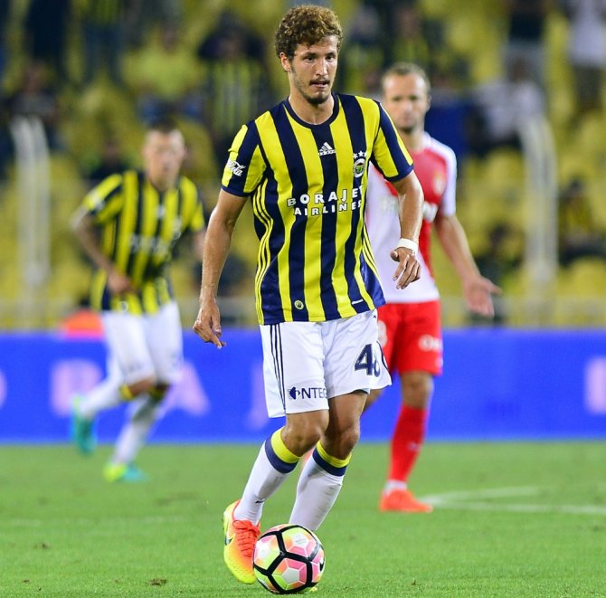 Göztepe’nin Hedefinde Salih Uçan Mı Var ?