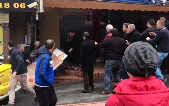 Otopark Kavgasında 5 Kişi Yaralandı