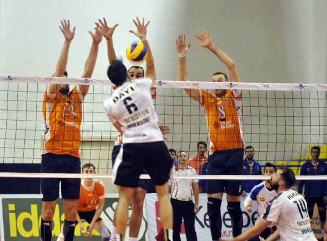 İnegöl Belediyespor Sahasında Kazandı