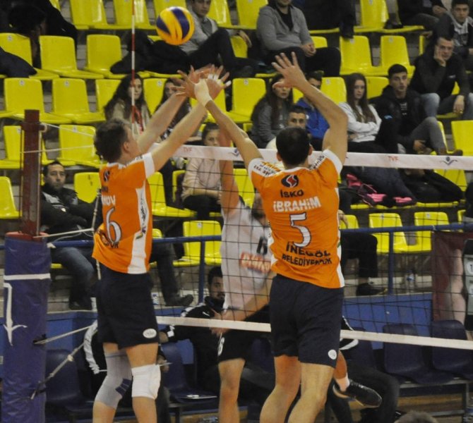 İnegöl Belediyespor Sahasında Kazandı