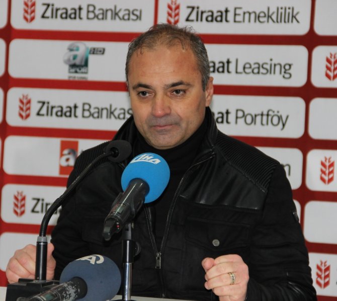 Akhisar Belediyespor Avantajı Kaybetti