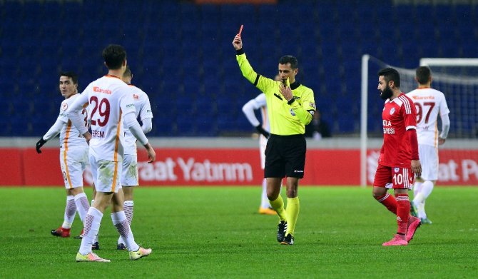 Cimbom Kupada İşi Zora Soktu