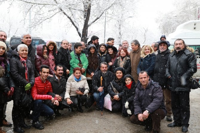 Chp’li Vekillerden Anayasa Değişiklik Teklifine Protesto