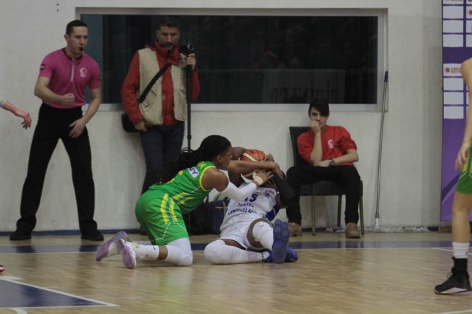 Samsun Canik Belediyespor Sahasında Yenildi
