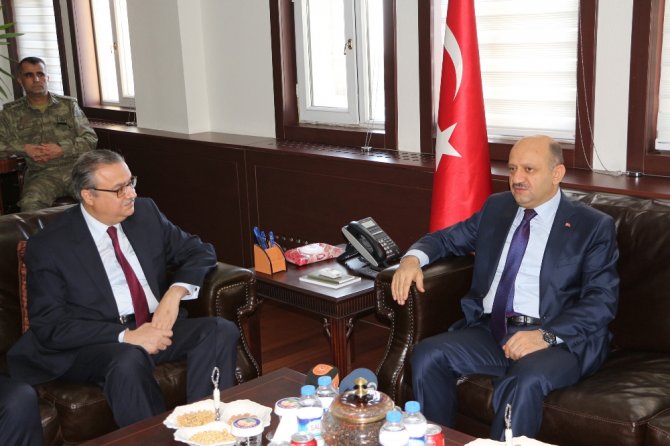 "Fırat Kalanı Harekatında 3 Temel Hedefimiz Var"