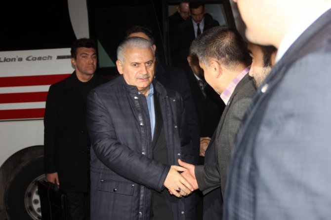 Başbakan Yıldırım’dan Mhp’li Belediyeye Ziyaret