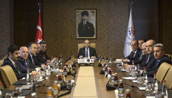 Bakan Kılıç 2017 Erzurum Eyof Toplantısına Başkanlık Etti