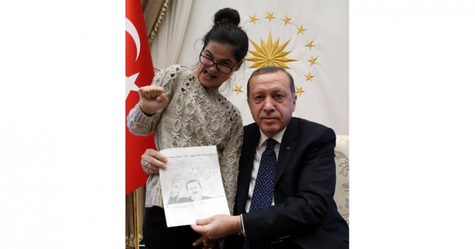 Erdoğan Hayranı Engelli Gülşah’ın Hayali Gerçek Oldu