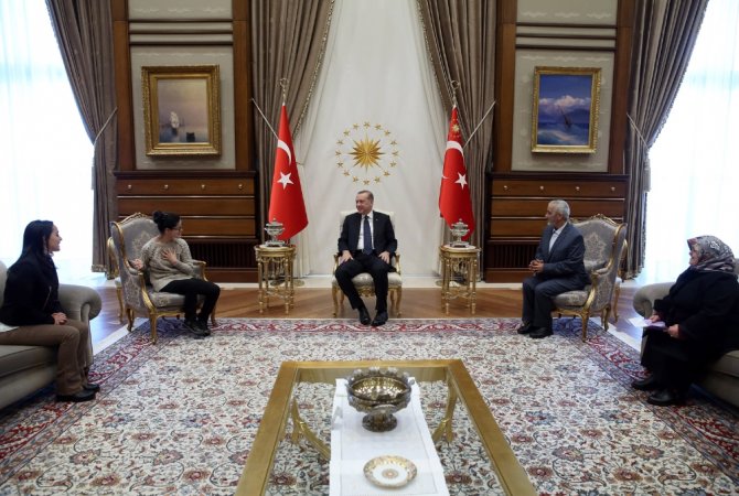 Erdoğan Hayranı Engelli Gülşah’ın Hayali Gerçek Oldu