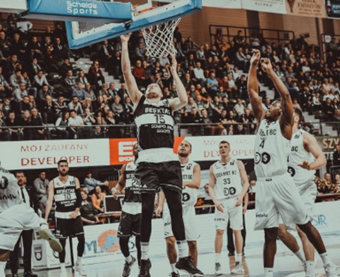 Beşiktaş Polonya’dan Zaferle Döndü