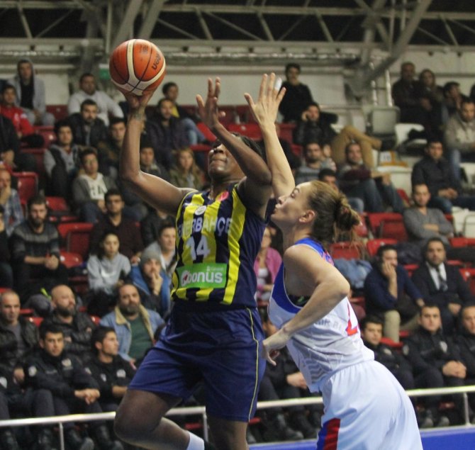 Fenerbahçe Rahat Kazandı