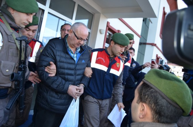 Ailesini Katlettiği Öne Sürülen Şahıs Tutuklandı