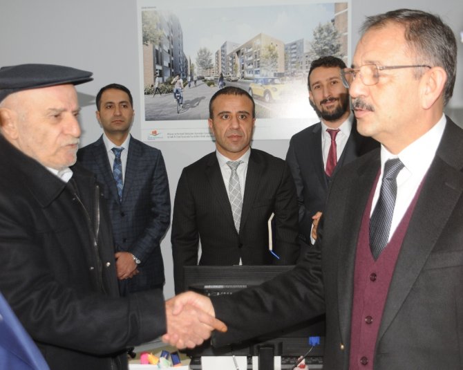 Bakan Özhaseki: “Devlet Buralara Yaraları Sarmaya Geldi”