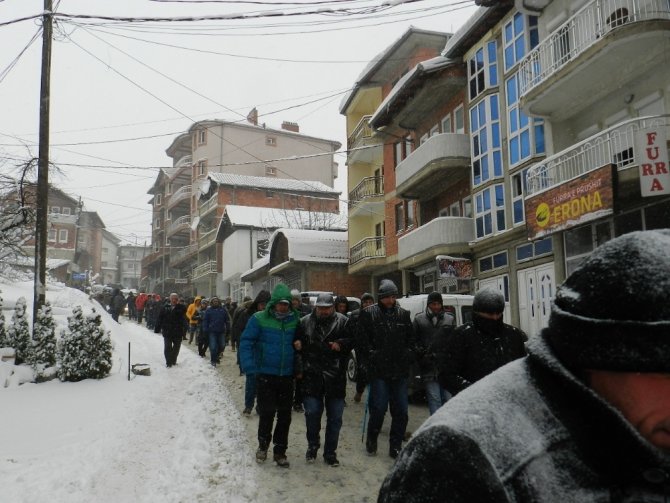 Fransa Büyükelçiliğine Yürüdüler