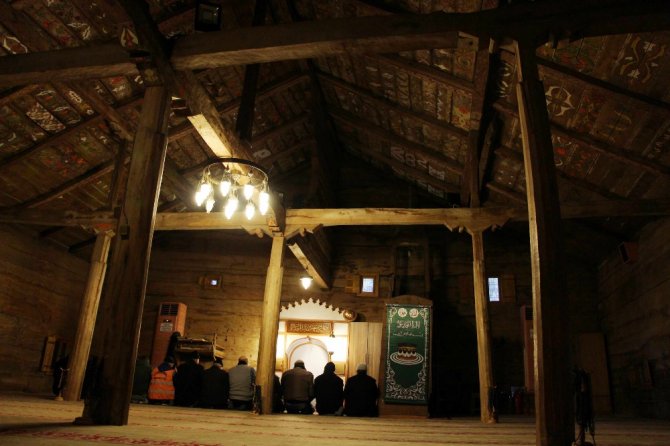 ’Çivisiz Camii’ 8 Asırdır Ayakta