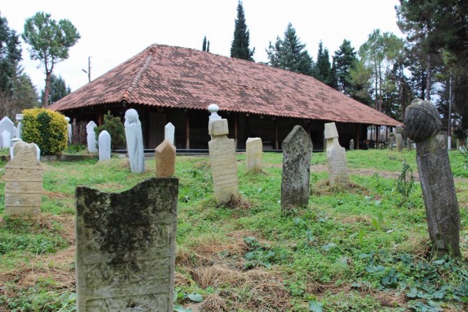 ’Çivisiz Camii’ 8 Asırdır Ayakta