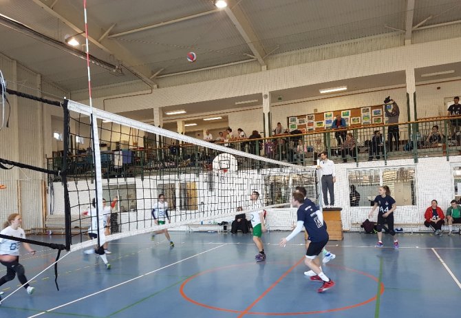 2017 Dakika Boyunca Voleybol Oynadılar
