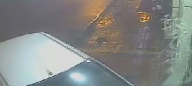 Kontrolden Çıkan Otomobil Restorana Girdi