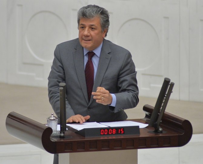 Genel Kurulda Tartışma