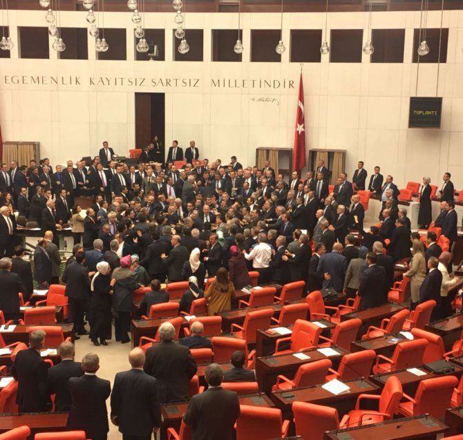 3. Maddenin Oylanması Sırasında Arbede