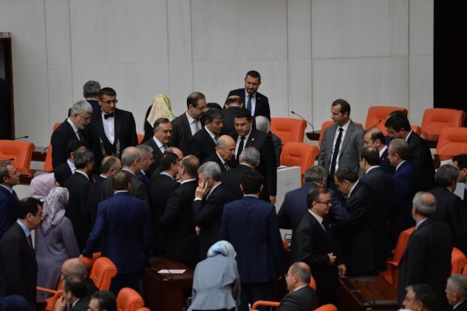 Teklifin 10. Ve 11. Maddeleri Kabul Edildi