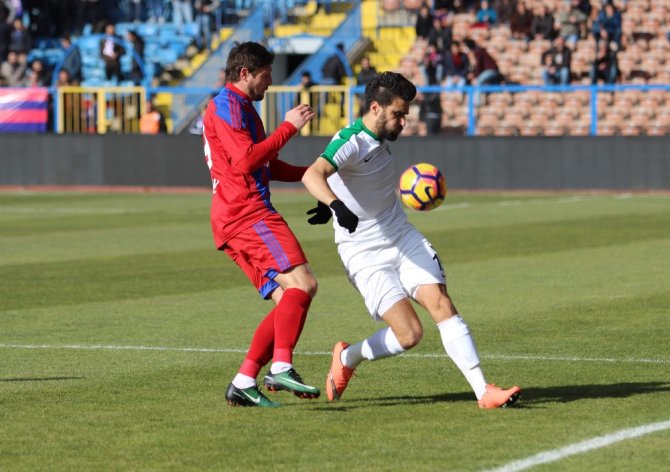 Karabük’te İlk Yarıda Gol Yok