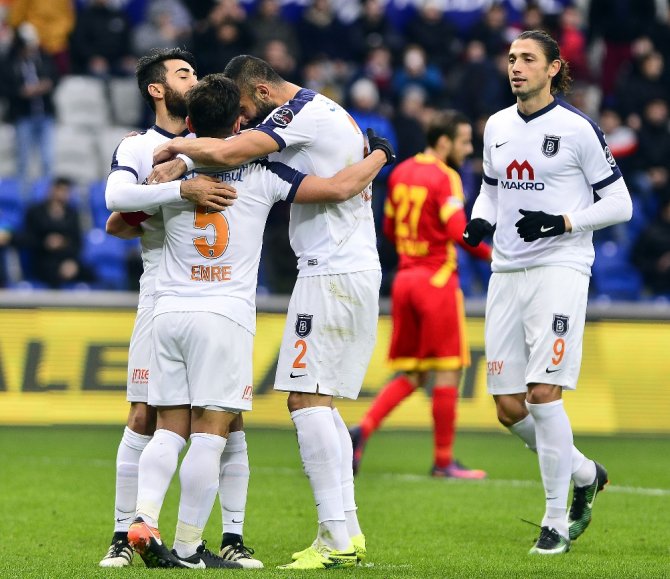 Başakşehir 5. Viteste!