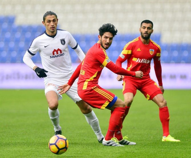 Başakşehir 5. Viteste!