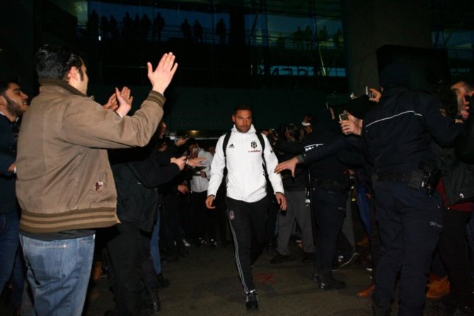 Beşiktaş’a Ankara’da Coşkulu Karşılama