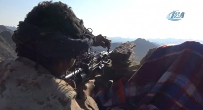 Yemen Ordusu Muha Limanına İlerliyor